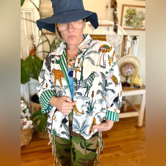 Jackets & Blazers - #81 New! Jungle Jynx Velvet Suzani Style Jacket With Stripped Lining